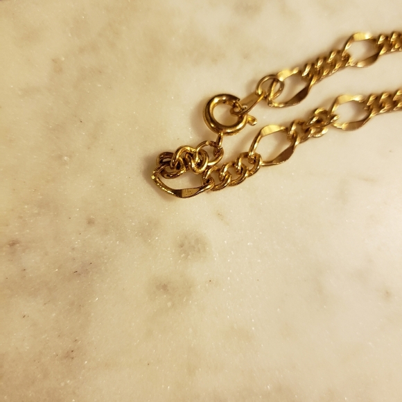 Vintage Vigaro Chain Filigree Gold Frame Black & Copper Cameo Center Necklace - Picture 4 of 14